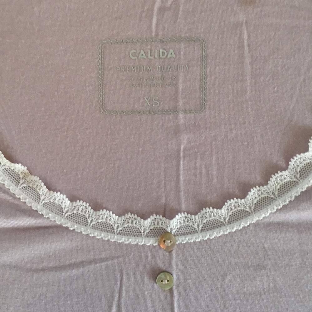 Calida Sleep Shirt π΄ - Picture 2 of 4
